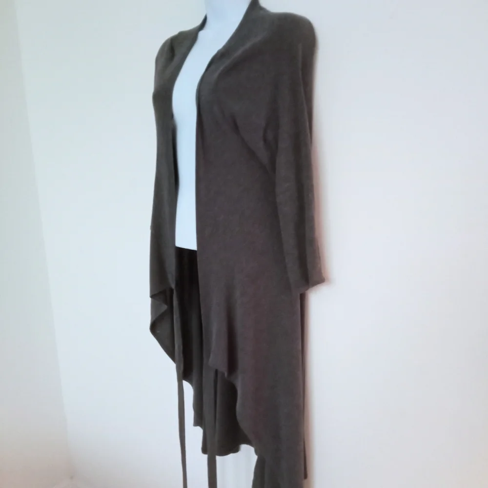 NWT🎁 FREE GIFT IS INCLUDED 🎁 Wrap Dress V- Neck, High Split, Midi - Picture 5 of 13